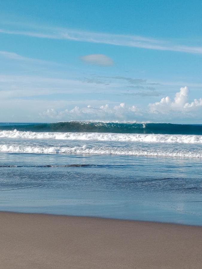 Rumah Nalu Surf Camp Krui Екстериор снимка