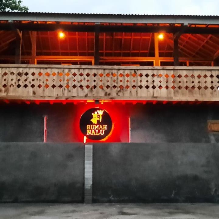 Rumah Nalu Surf Camp Krui Екстериор снимка